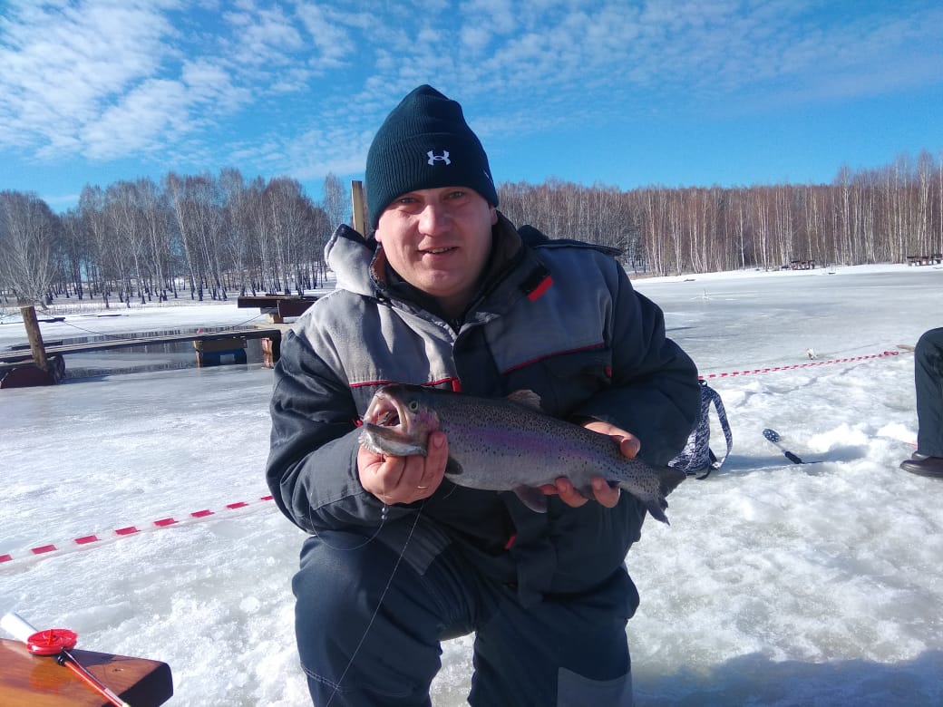 Зимняя рыбалка в Свердловской области на Шабровском прудуШабровский пруд – Платная Рыбалка в Екатеринбурге